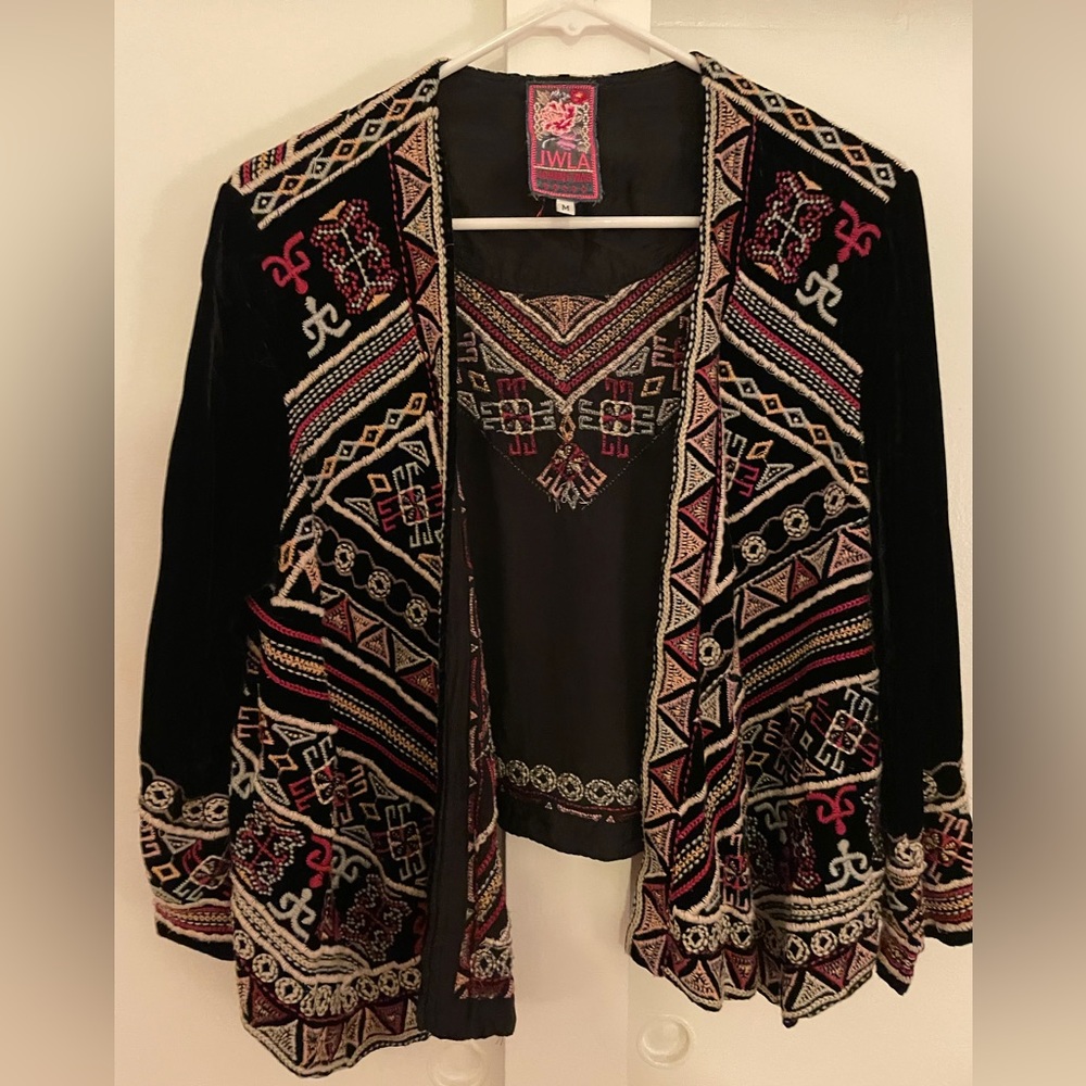 Johnny was velvet embroidered jacket